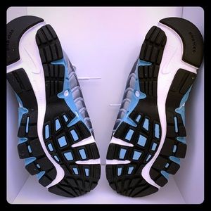 Nike Air Tri-D Medium Firm Phylon Tennis Shoes